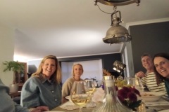 f8715b12-45d0-4800-9ffd-48da2921ee1a